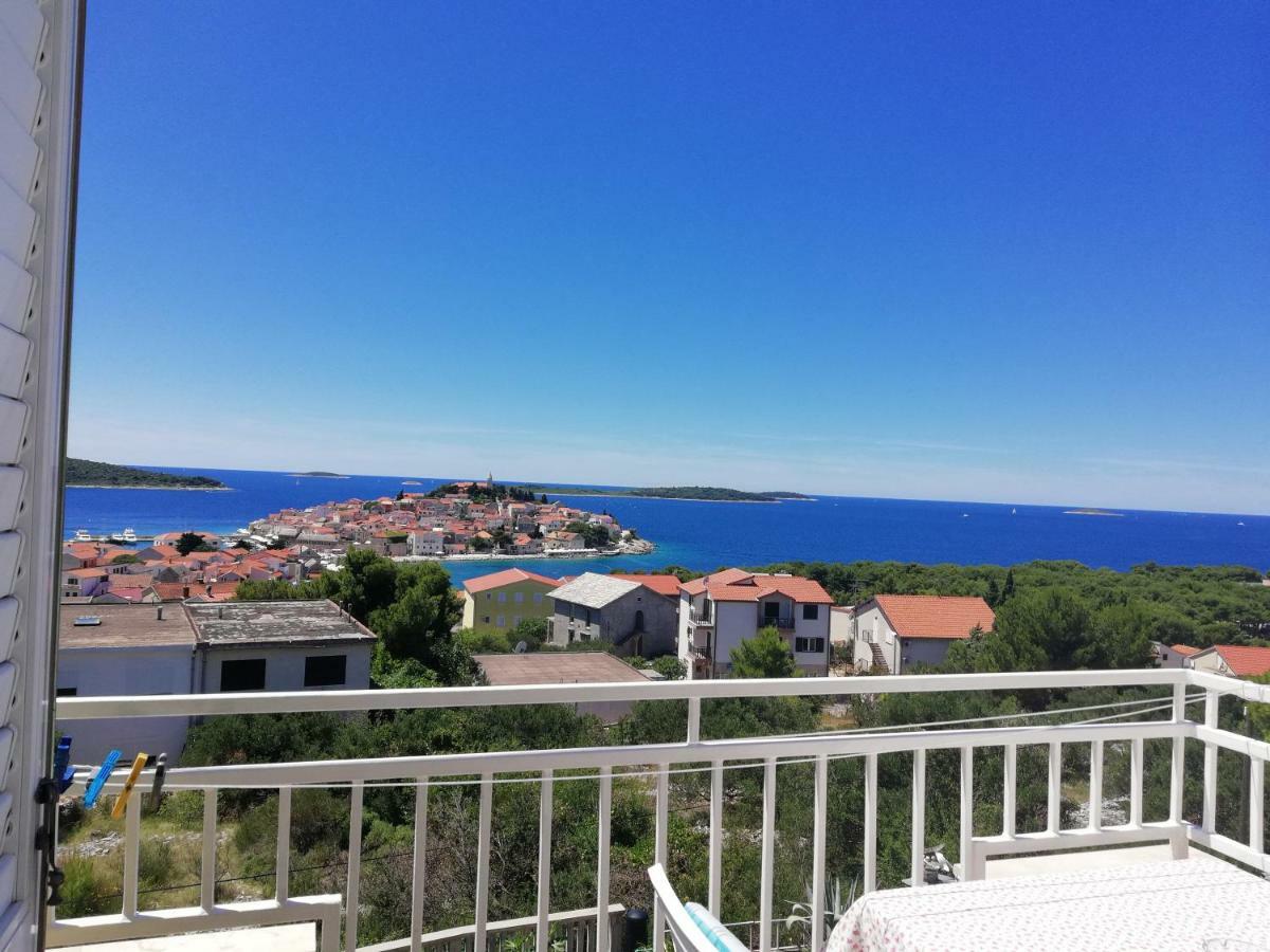 Apartmani Marija Примоштен Екстер'єр фото
